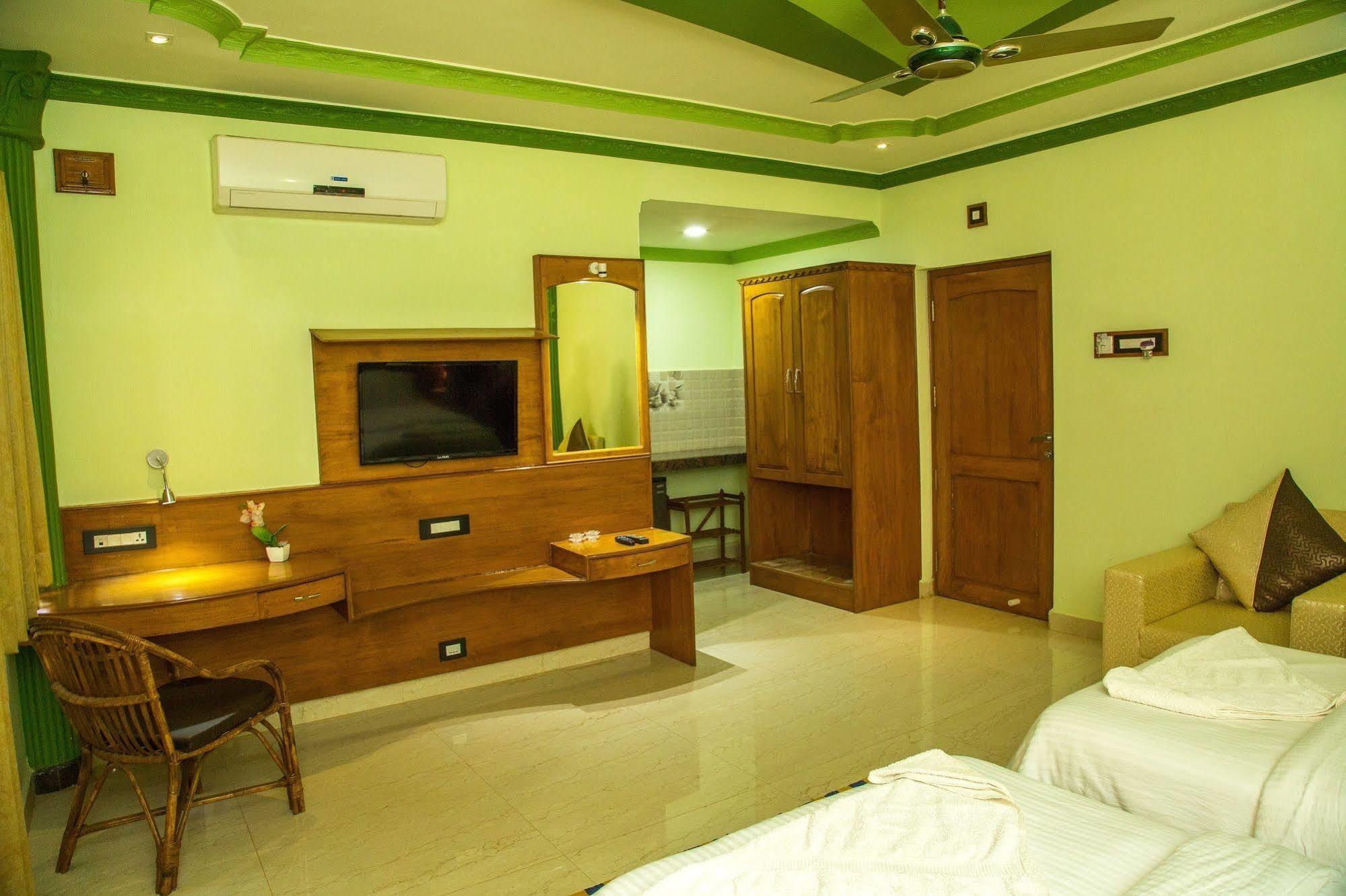 Sea View Resort Patnem Beach Екстериор снимка