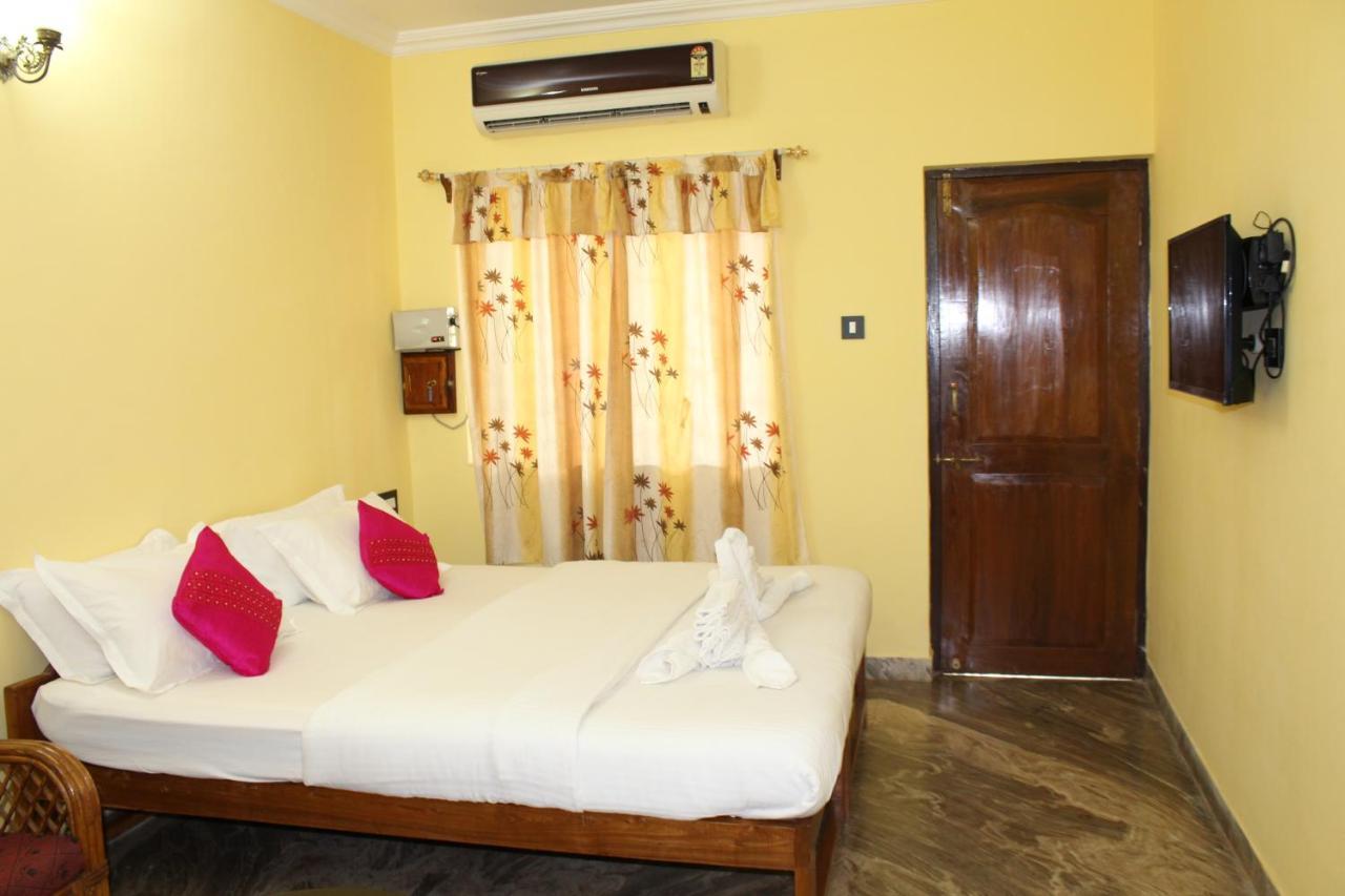 Sea View Resort Patnem Beach Екстериор снимка